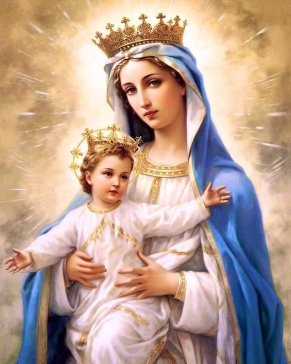 🙏 Dios te salve, María, 
llena eres de gracia;
el Señor es contigo.

Bendita Tú eres 
entre todas las mujeres,
y bendito es el fruto
de tu vientre, Jesús. 

Santa María, Madre de Dios,
ruega por nosotros, pecadores,
ahora y en la hora de nuestra muerte.

Amén.
