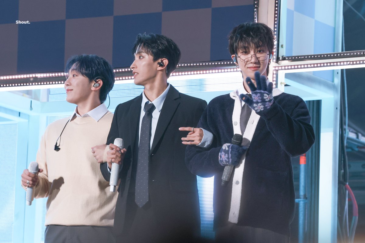 shoutSVT's tweet photo. 250321 CARAT LAND - Day 2

#별보다빛나는_명호_생일축하해
#BrightStar_THE8Day

#디에잇 #THE8 #서명호 #徐明浩
#세븐틴 #SEVENTEEN
@pledis_17 https://t.co/Q52X3EefWi