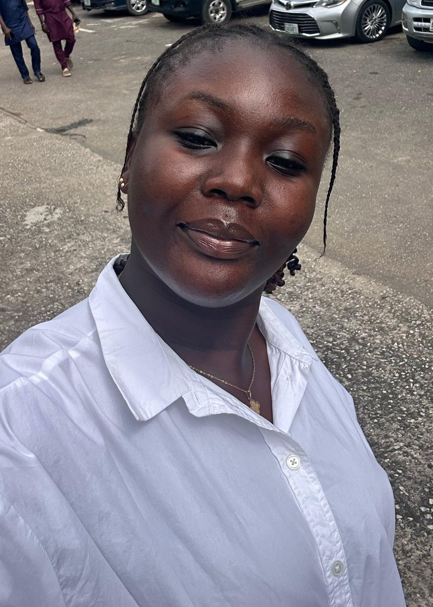 _ADUMADAN's tweet image. It's a FRI-YAY Feeling💯💫