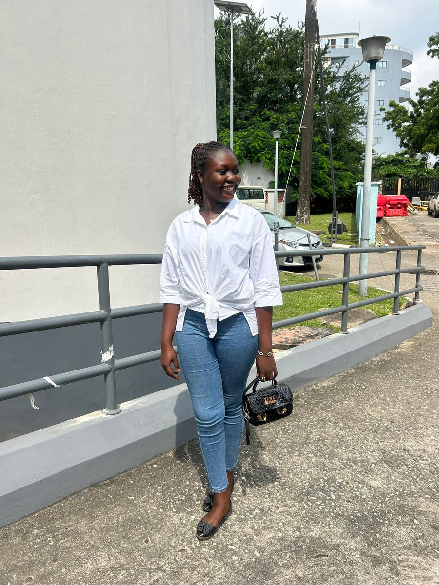 _ADUMADAN's tweet image. It's a FRI-YAY Feeling💯💫