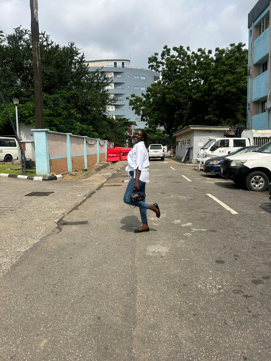 _ADUMADAN's tweet image. It's a FRI-YAY Feeling💯💫