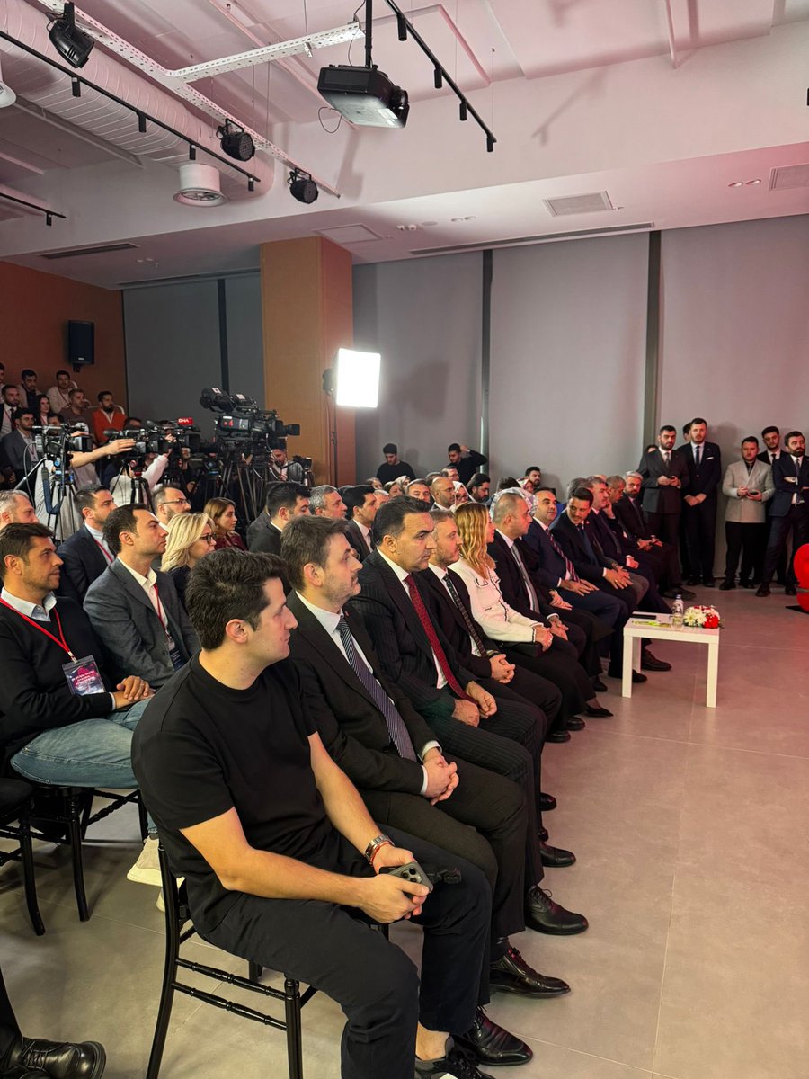 Genel Başkanımız Yavuz Sarı, Sanayi ve Teknoloji Bakanımız Mehmet Fatih Kacır'ın da katılım gösterdiği “Bilişim Vadisi İstanbul" açılış törenine katılım gösterdi.