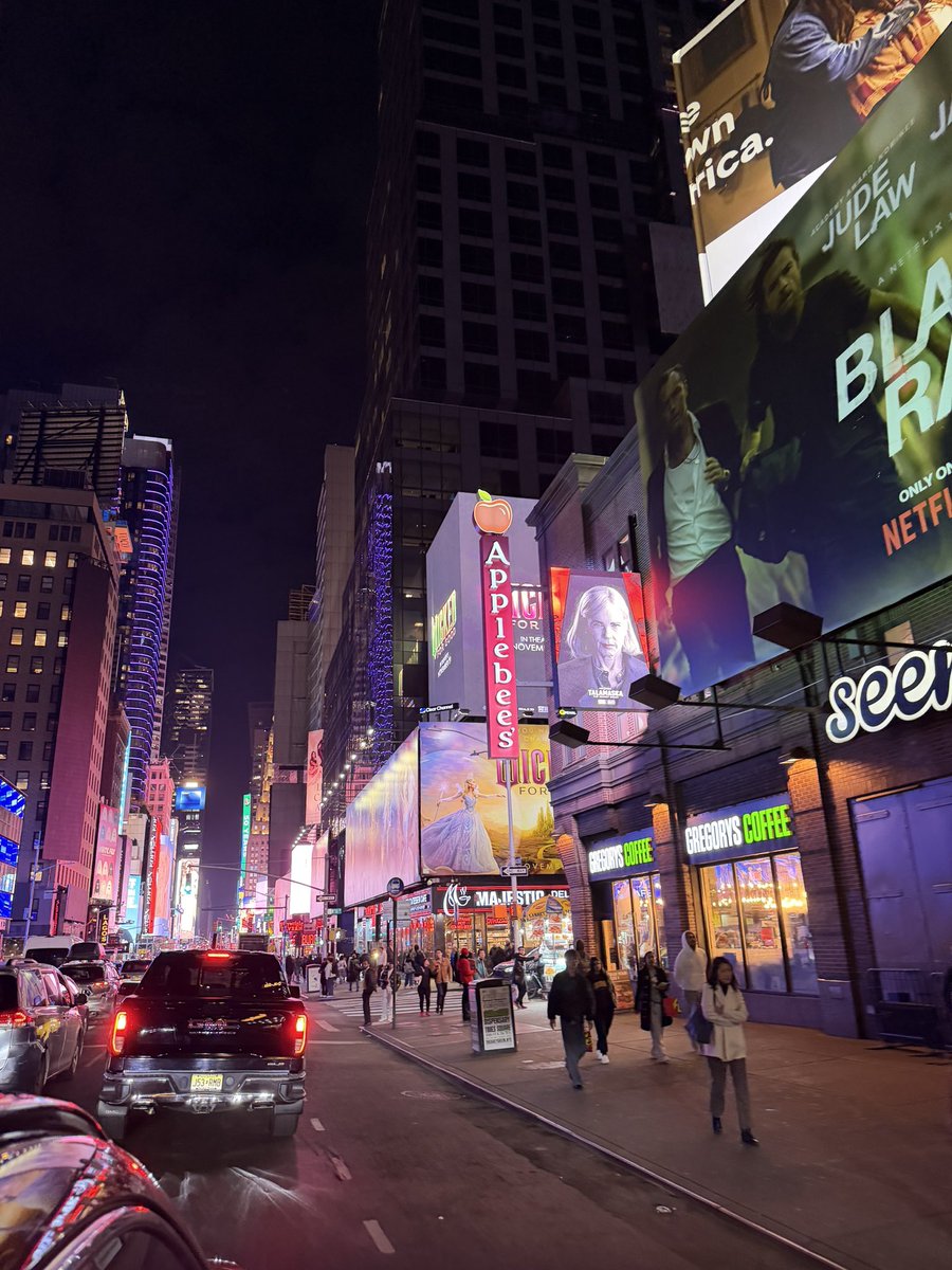 Sofia Sweet tweet media