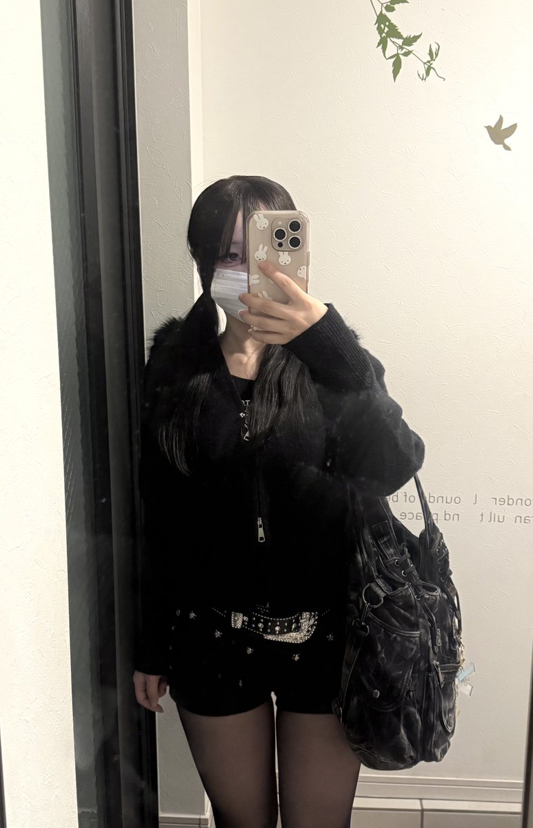 btrswt_end's tweet image. バイトがんばった、　 #自撮り界隈