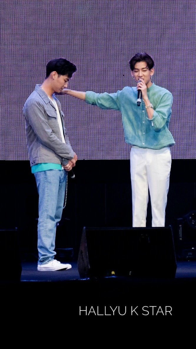 dailyBBam's tweet photo. #JAYB #BamBam #재범 #뱀뱀 https://t.co/Q3LtDXzENw