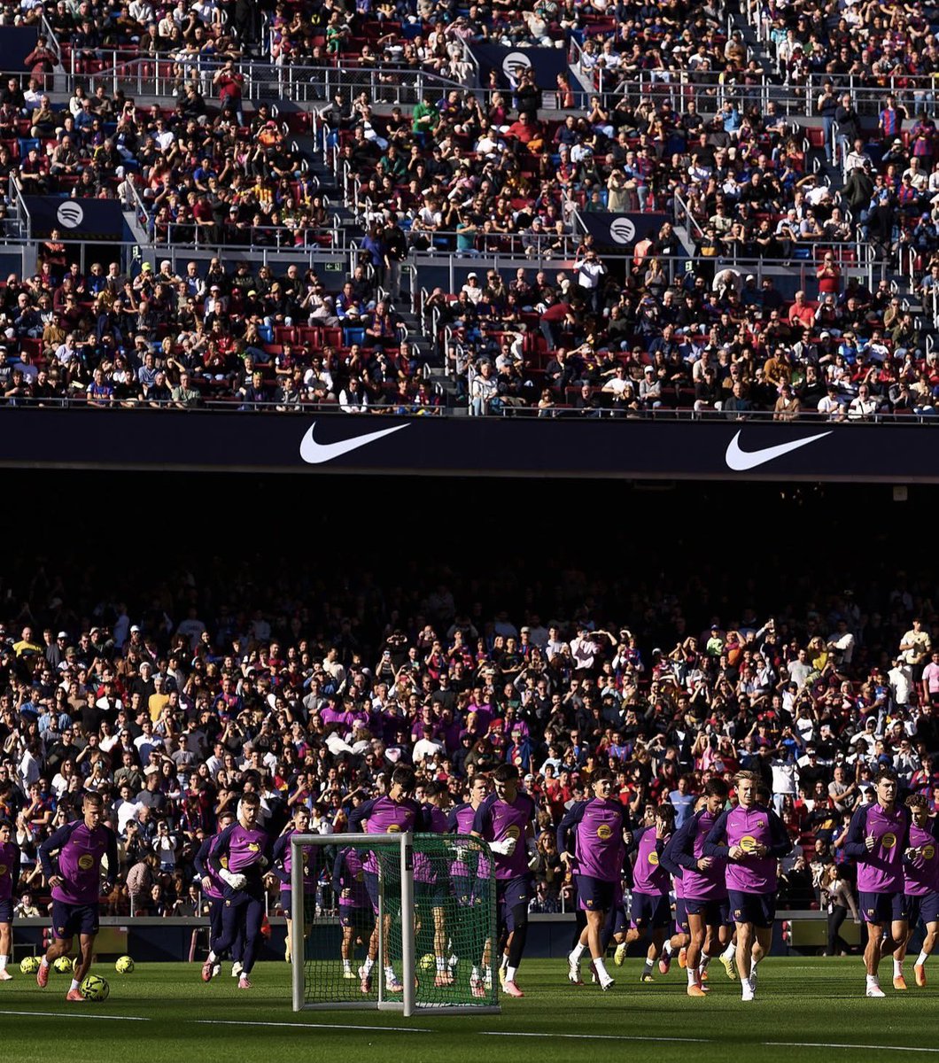 Cubarsiiii's tweet photo. Camp Nou 🏟️🥵🥵 https://t.co/oQRqf0T6d9