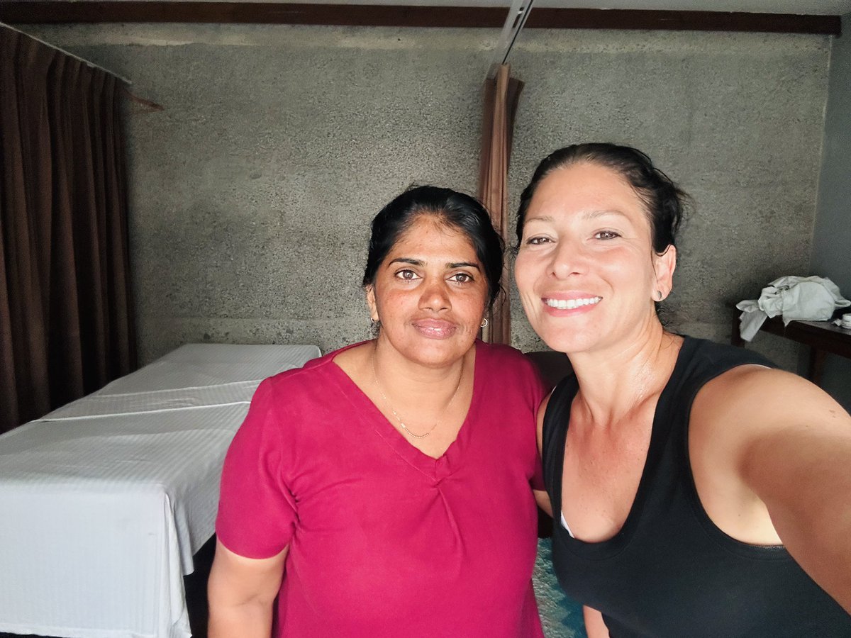 Dani_Explorer's tweet photo. Meet Sharanga, a true magician! 🙌 I went all in for a full-body massage &amp; when they say full body, they mean it! From my scalp &amp; face to my belly &amp; toes, every inch of tension melted away. An hour of self-care…the perfect reset before the countdown to heading home begins. https://t.co/0qZ8d1ZyZz