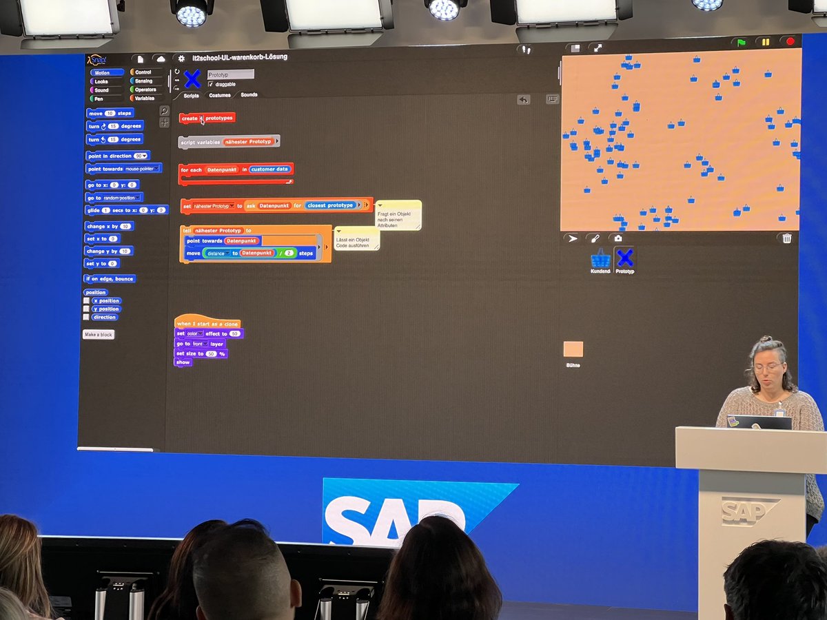 moenig's tweet photo. Heute Lehrkräftefortbildung zu KI bei SAP In Walldorf gemeinsam mit der Wissensfabrik mit #IT2school und @SnapCloud https://t.co/s1a56EDsuE