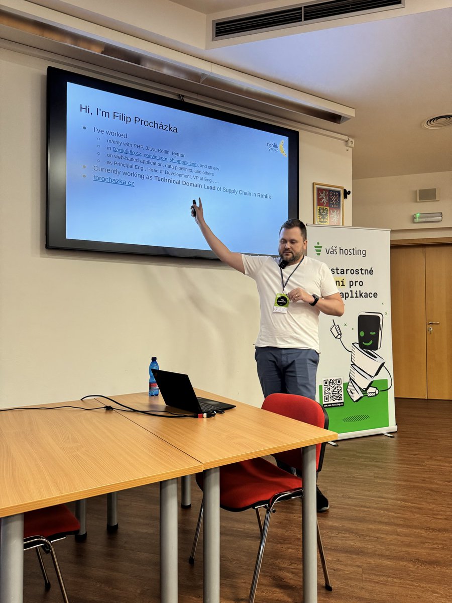 Posledni ve fronte speakeru je <a href="/ProchazkaFilip/">Filip Procházka</a> s tematem fronty v <a href="/PostgreSQL/">PostgreSQL</a>.