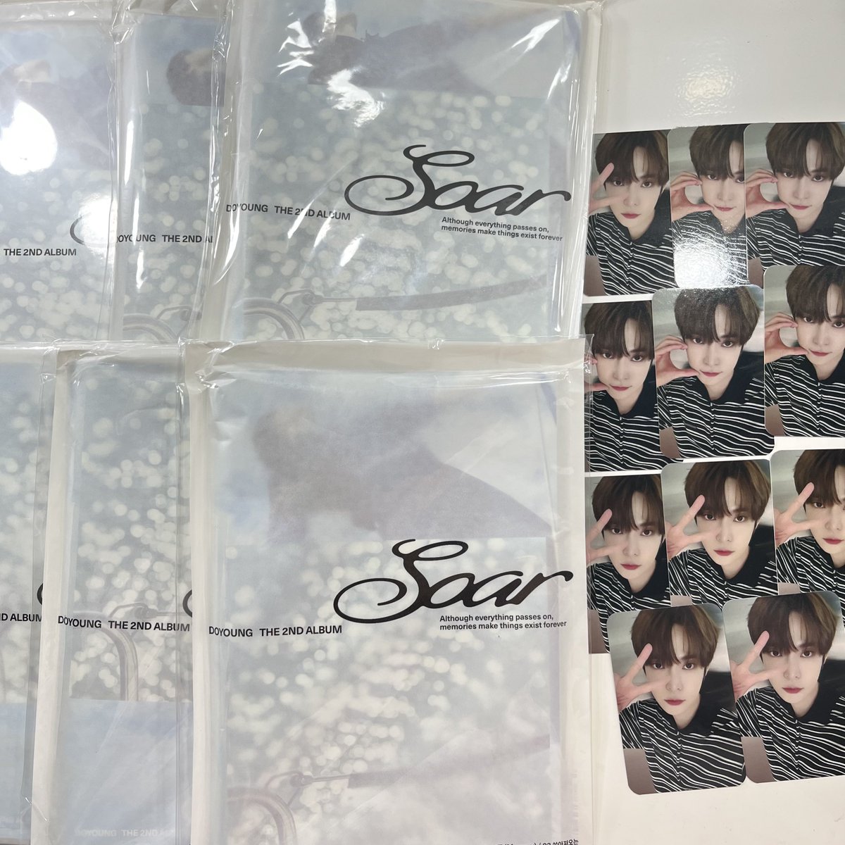 bilbizzlee's tweet photo. ᐢ. ₓ .ᐢ GIVEAWAY ALERT ᐢ. ₓ .ᐢ

{8 winners}
3 Album SOAR sealed
5 POB only (2pcs per-orang)

Rules: 
𖦹 Folls only 
𖦹 RT&amp;Like tweet ini
𖦹 Rep proof https://t.co/k0VviMzKbs