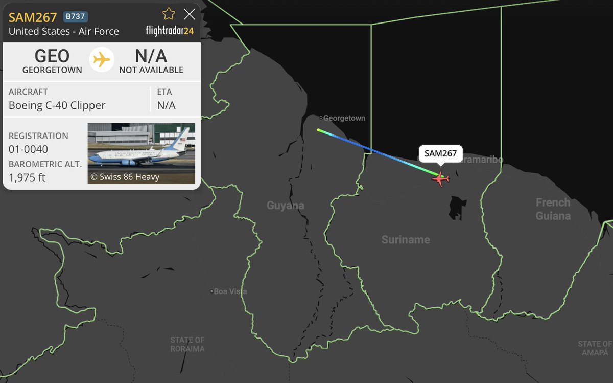 LatAmMilMVMTs's tweet image. SAM267 out of Georgetown (GEO/SYCJ) 🇬🇾 descending into Paramaribo (PBM/SMJP) 🇸🇷.

Onboard is Adm. Alvin Holsey, Commander of SOUTHCOM.

SAM267 | 01-0040 | C-40B | #AE0945 | USAF