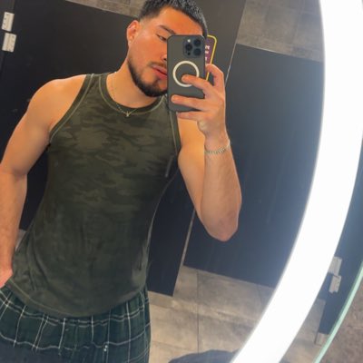 Sweet_Action_11's tweet photo. #NewProfilePic https://t.co/pIIlIQh68D