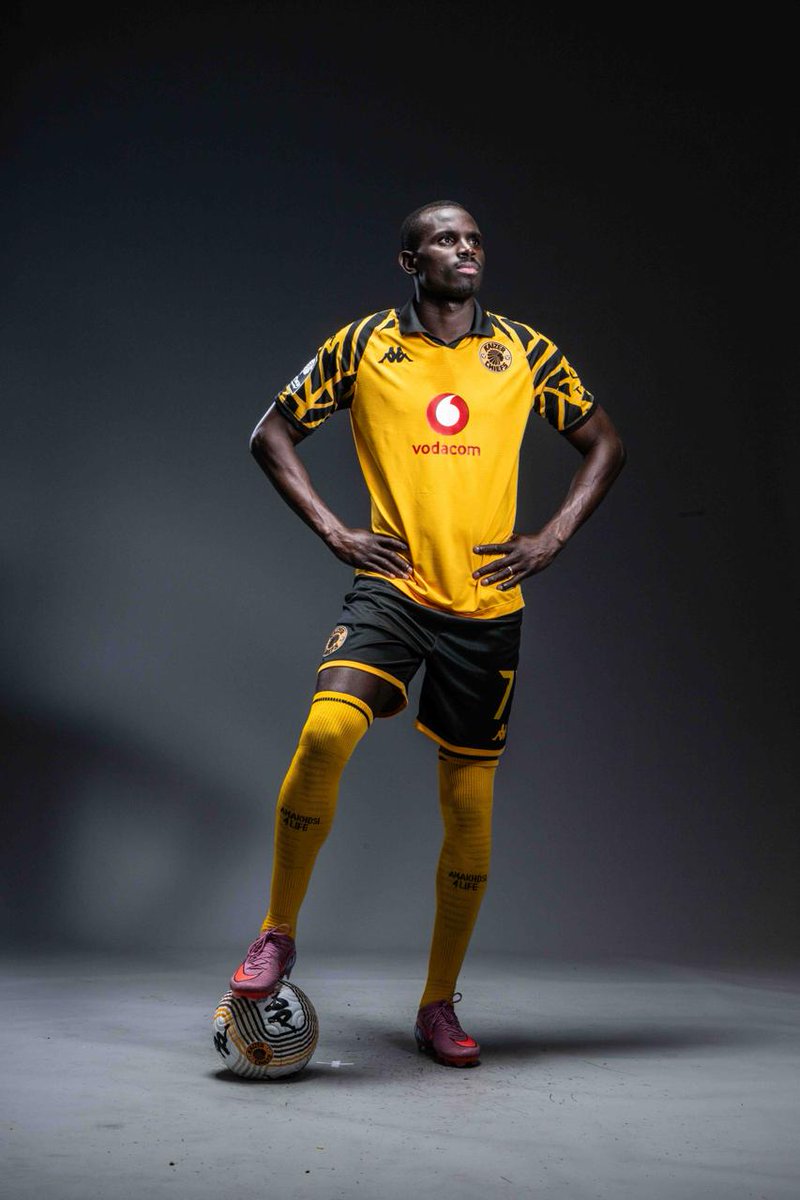 KaizerChiefs's tweet photo. Congratulations to Flavio Da Silva on his Guinea-Bissau 🇬🇼 national team call-up! #Amakhosi4Life https://t.co/9TBqDkT7UT