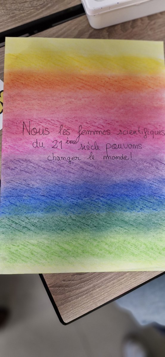 Le DASEN aux côtés des élèves de 5ème du collège de Château-la-Vallière ce matin pour #ElleStime : éveiller les vocations scientifiques, promouvoir la mixité et l’égalité filles-garçons dans les sciences et le numérique. #Éducation #Mixité
<a href="/ac_orleanstours/">Académie d'Orléans-Tours</a>