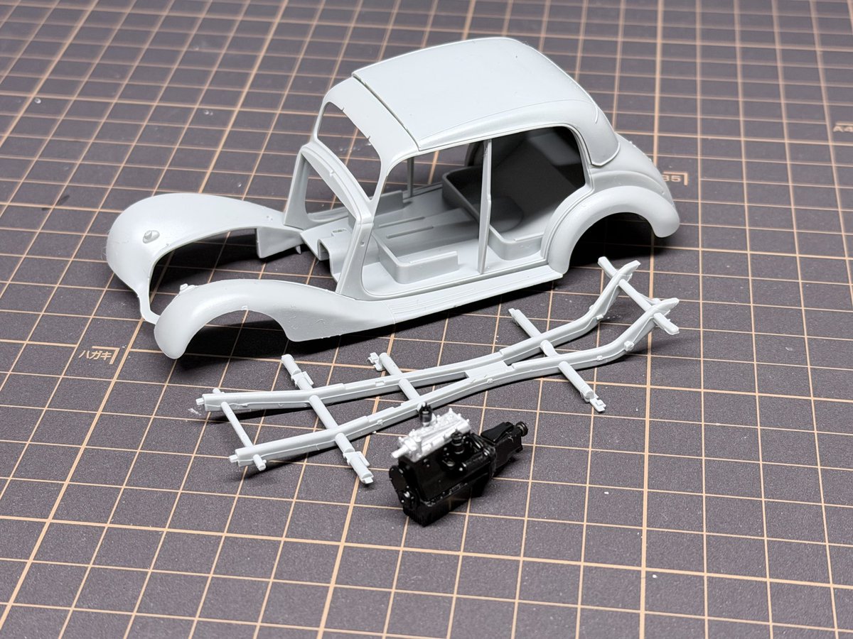 #170Vをつくる
 さすがMiniArt、わくわくする