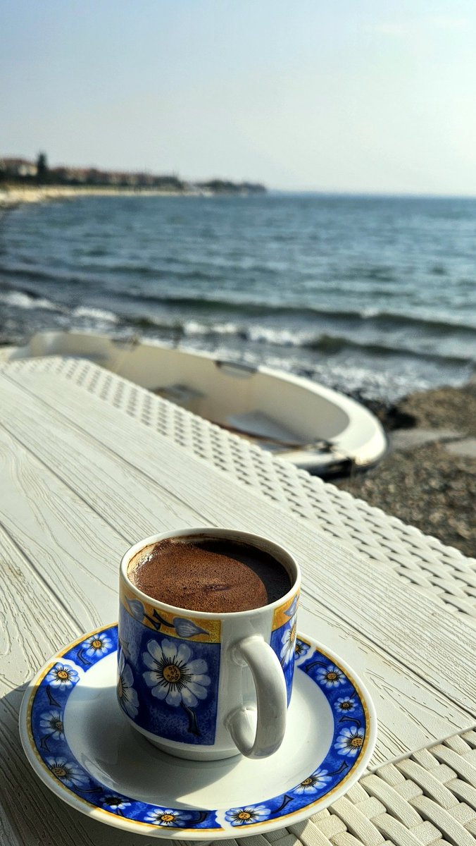 HabibeSimsek9's tweet photo. İğne ile kuyu kazmaya benzer iç alemine yolculuk, seni varlik alemi yanıltmasın,  dışarıda gördüğün her şey sende mevcut, içe dön! hazine sende! bul O'nu! https://t.co/loufecgKcm