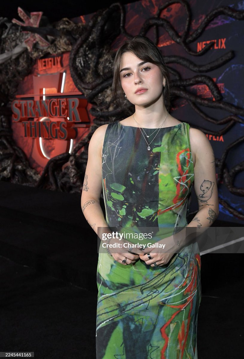 nicolerafiee's tweet photo. stranger things premiere pinch me https://t.co/RhqMU76zcD