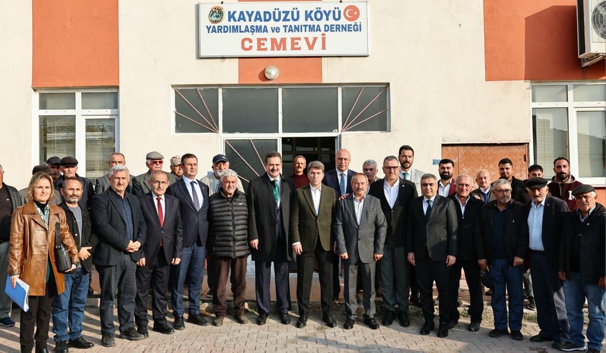 📍 Merzifon - Kayadüzü Köyü

Valimiz Önder BAKAN, köy sakini vatandaşlarımızla bir araya geldi.

#HuzurunŞehriAmasya