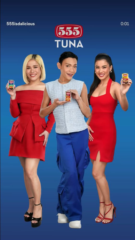 PangkatShuvee's tweet image. SHUEKLA X 555 

&quot;Look mowm we made it! Nasa billboard EDSA na ang 555 Tuna Takam Fam! &quot;

Let&apos;s show some love: 
🔗instagram.com/p/DQwC1VYD0hd/
🔗facebook.com/share/r/14Gm81…
🔗tiktok.com/@555isdaliciou…

 #ShuEKla