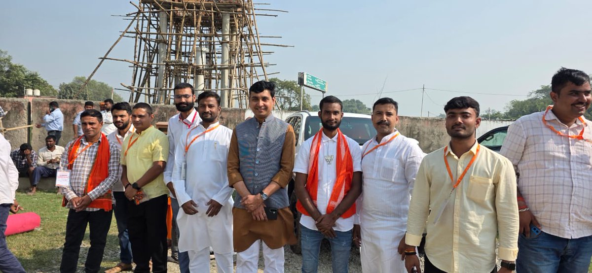 prateektmp's tweet image. बिहार में उमड़ा जन सैलाब 
फिर इस बार NDA सरकार 

उत्तर प्रदेश के लोकप्रिय मुख्यमंत्री माननीय श्री योगी आदित्यनाथ जी की विशाल जनसभा लौरिया विधानसभा,पश्चिम चम्पारण,बिहार में आयोजित हुई
 
@narendramodi @myogiadityanath @CMOfficeUP @BJP4India