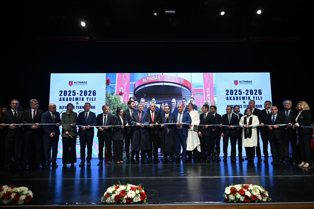 Sanayi ve Teknoloji Bakanımız Sn. Mehmet Fatih Kacır’ın katılımlarıyla gerçekleştirilen Altınbaş Üniversitesi 2025-2026 Akademik Yılı Açılışı ve Altınbaş Teknopark Resmi Açılış Törenine İl Başkanlığımız adına Sn. <a href="/mustafa28kara/">Mustafa Karaçam🇹🇷</a> ve Sn. <a href="/Zafermhp24/">Zafer ÇALIŞIR</a> katılım sağladılar.