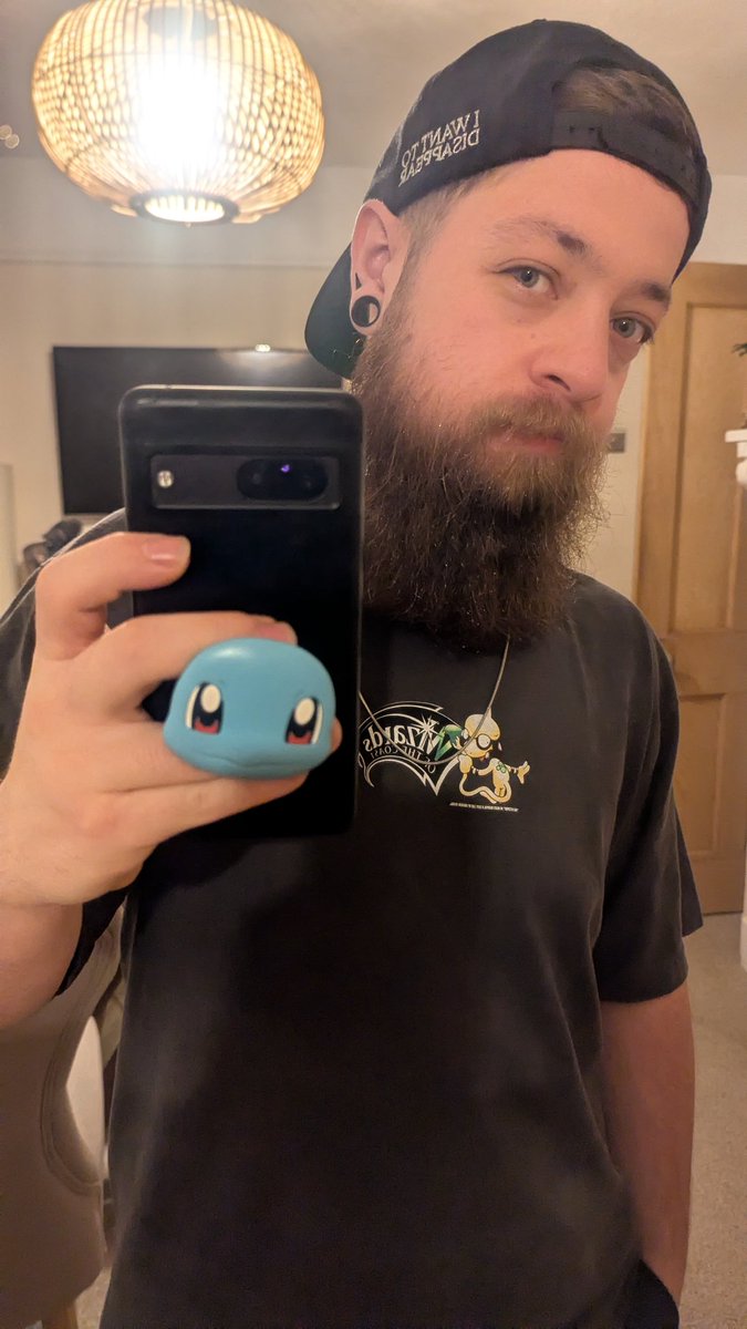 Mearkkkk's tweet photo. Annual face reveal, see you next year 👋 https://t.co/Uo0EIeeplE