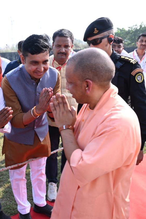 prateektmp's tweet image. बिहार में उमड़ा जन सैलाब 
फिर इस बार NDA सरकार 

उत्तर प्रदेश के लोकप्रिय मुख्यमंत्री माननीय श्री योगी आदित्यनाथ जी की विशाल जनसभा लौरिया विधानसभा,पश्चिम चम्पारण,बिहार में आयोजित हुई
 
@narendramodi @myogiadityanath @CMOfficeUP @BJP4India