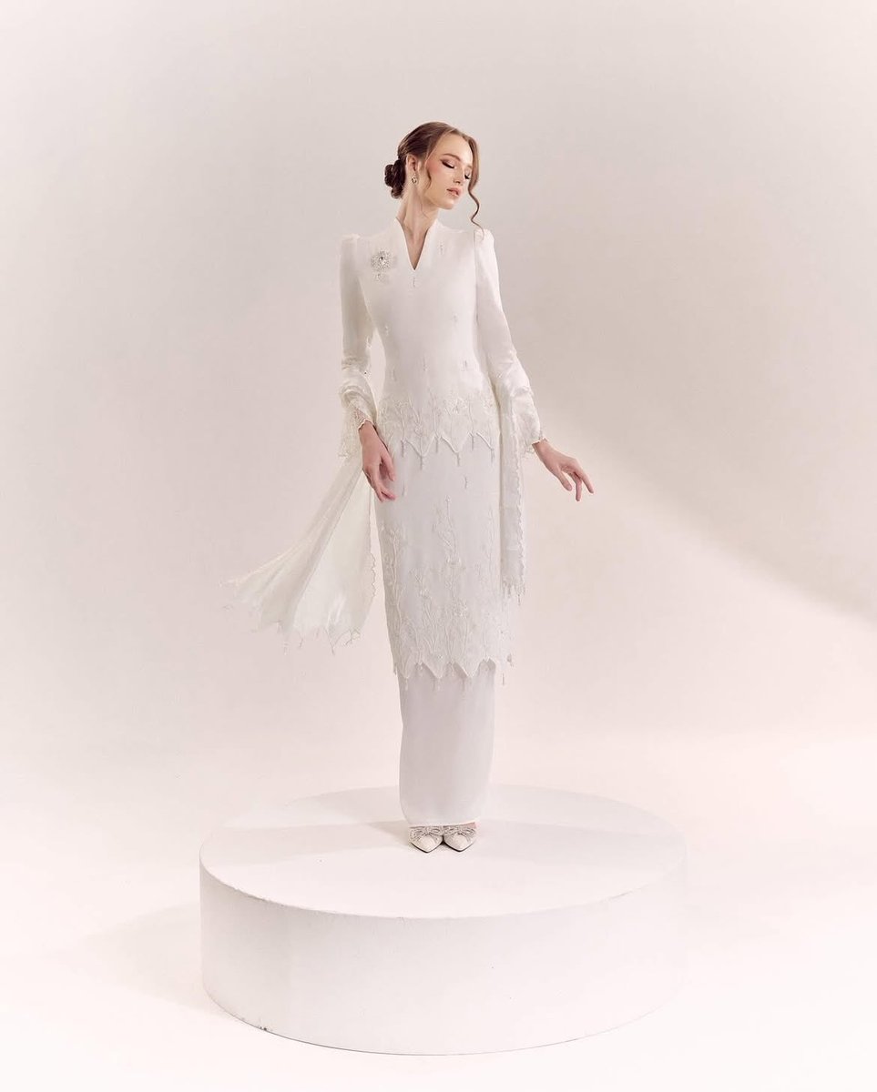 orkedbby's tweet photo. korang dah tahu ke Qiszar baru je release bride edition🫣 design kalini cantik dia tak main main ye! korang nak tak kalau kita belanja korang free sewa untuk 3 hari? ✨ https://t.co/6hVOBumbgC