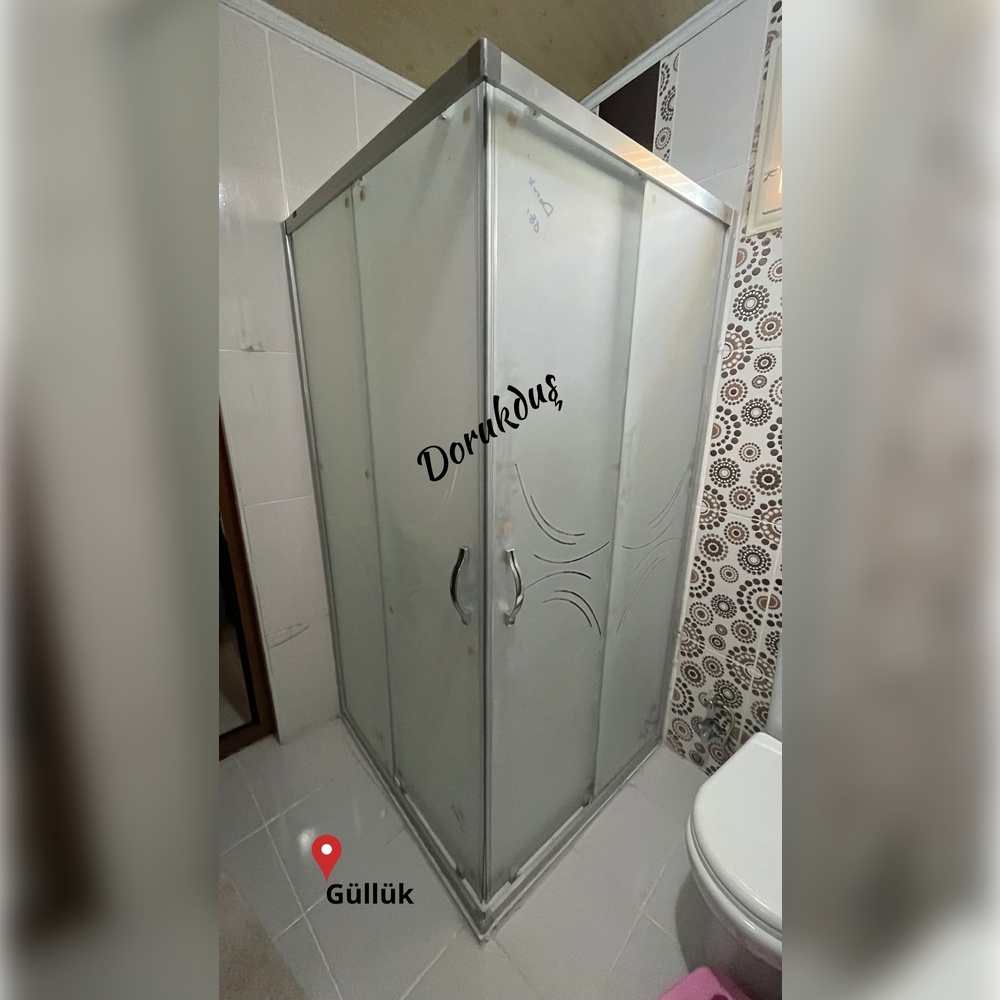 dorukdus's tweet image. Kulp hizasında oryantel çizgili kumlama duşakabin modeli her tarzda banyo dekorasyonuna uyum sağlayabilir. 

✅ Montaj Sonrası Teknik Destek...
✅ 3 Yıl Malzeme Garantisi...
✅ Sorunsuz İşçilik.

#dorukduş #dorukdus #bursa #dusakabin #bursadaduşakabin #pleksi #pivotkapı #tekne