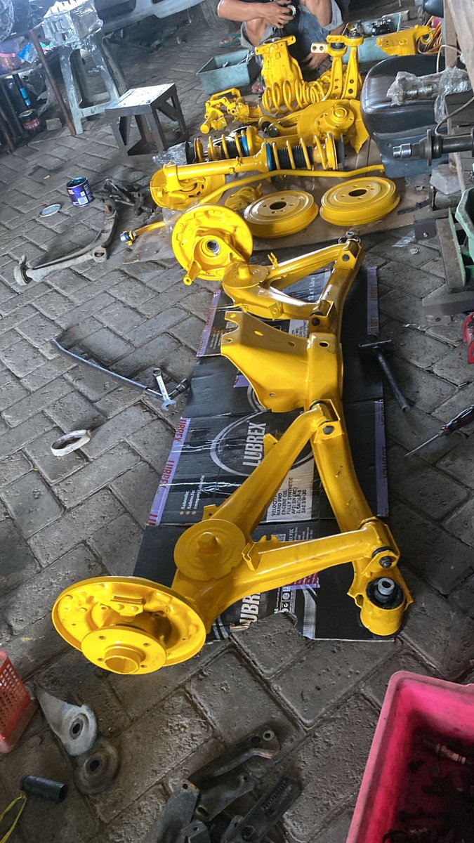 Pickauto_sda's tweet photo. Kendaraan sales detailing juga kudu cling.
Masak sales salon mobile reget 🤣🤣

#Pickauto_sda #salonmobilsidoarjo https://t.co/UPOh4gjSTA