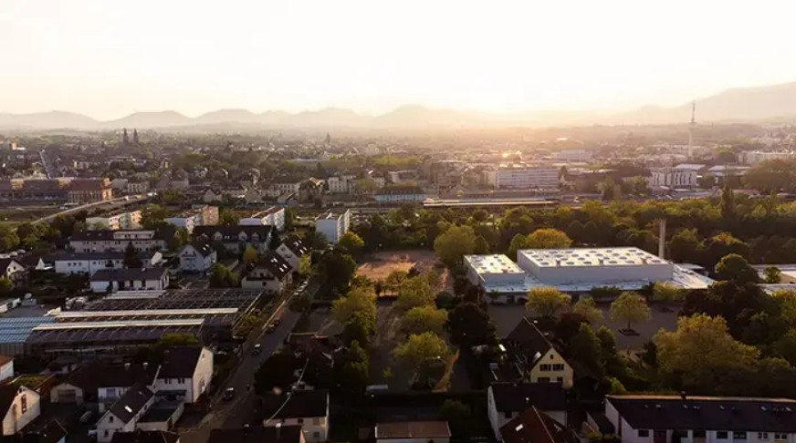 GTN_2025's tweet image. Vulcan Energy has received the construction permit for its Lithium Extraction Plant in Landau, Germany, marking a major step in its integrated geothermal-lithium project to produce zero-emission battery materials for Europe.

Read more: zurl.co/xsJxu

#LithiumProduction