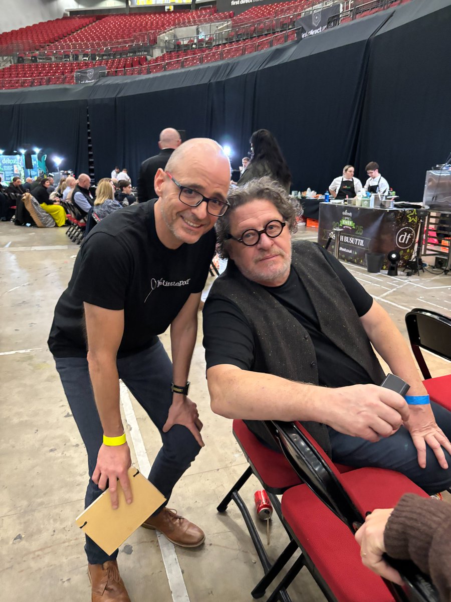 We had a fantastic time at the <a href="/Delifreshltd/">Delifresh</a> Young Chef of the Year final in Leeds this week! Paul even met Marco Pierre White...

#LittlePod #CampaignForRealVanilla 🙏
