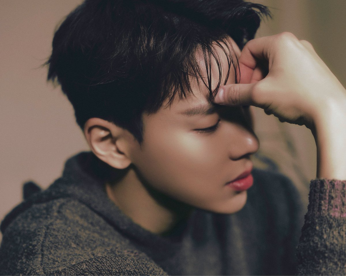 OfficialMONSTAX's tweet image. MONSTA X &apos;baby blue&apos;

📷️
#셔누 #SHOWNU

Release on
2025.11.14 (FRI) MIDNIGHT (LOCAL TIME)

🩵createmusic.fm/babyblue

#몬스타엑스 #MONSTAX #MONSTA_X 
#babyblue #베이비블루