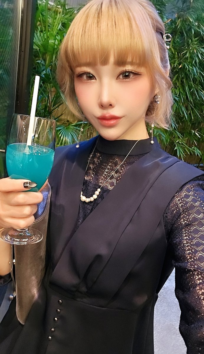 今日は親戚の結婚式に行ってきました👫 とても良い結婚式だった