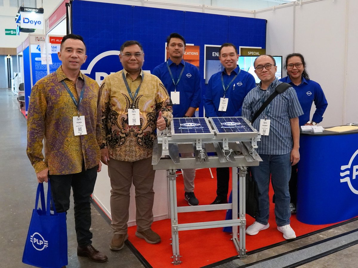 PLPID's tweet image. Terima kasih kepada semua mitra &amp;amp; pengunjung yang telah berkunjung ke booth PLP Indonesia dalam gelaran Solar &amp;amp; Storage Live Indonesia 2025. Dukungan dan antusiasme Anda menjadi dorongan bagi kami untuk terus mengembangkan solusi energi surya yang andal &amp;amp; berkelanjutan.

#PLPID