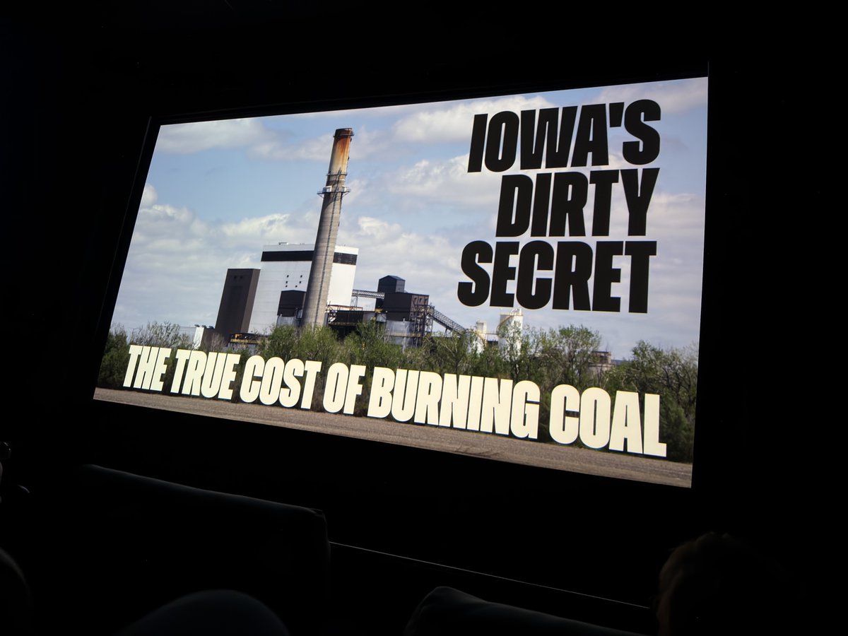 CleanUpMidAm's tweet image. Thank you Iowa City!! We were thrilled to share Iowa's Dirty Secret with another full theater last night. After the panel discussion, there was a line out the door to sign up to volunteer! 

A special shoutout to our hosts, FilmScene and Great Plains Action Society, and to the…