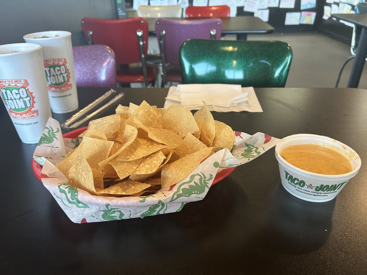 drucephus's tweet photo. Free queso for breakfast? Don’t mind if I do. Thanks Cirque!! @CirqueDuSirois @MikeSirois @CashSports @badkaratemovie https://t.co/8DZ2QfxK6j