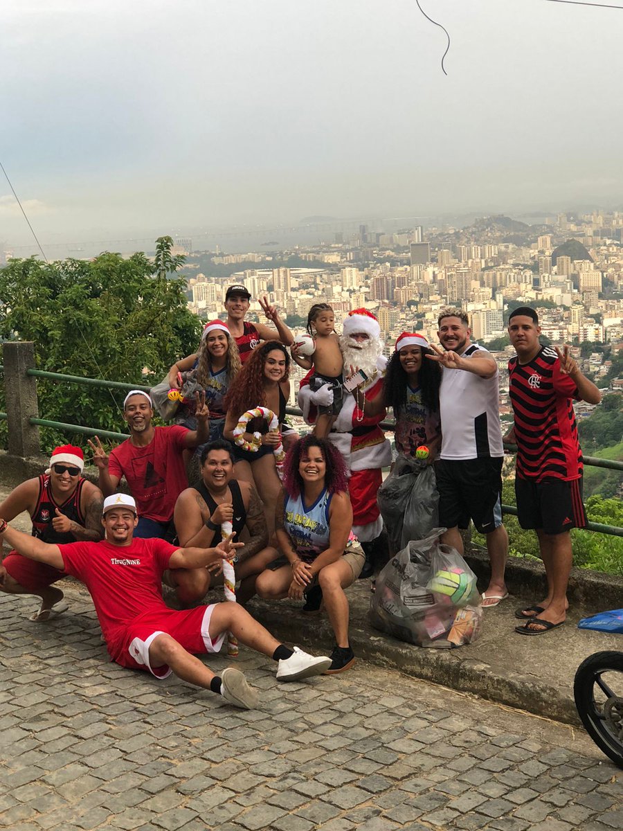 Faça uma criança do complexo do Andaraí feliz 🏍️💨🎁🎅🥳