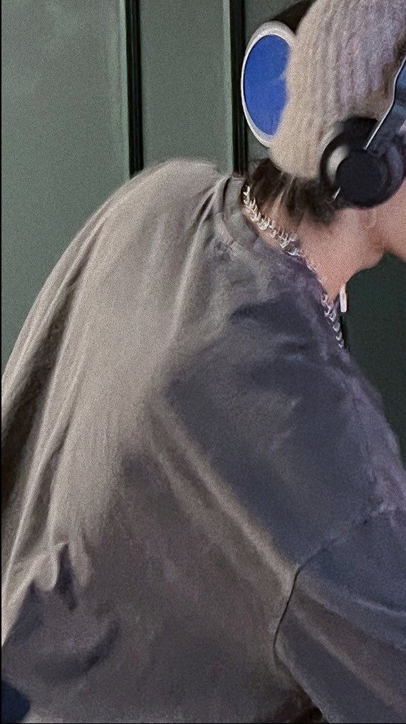 heesevns's tweet image. soft launch