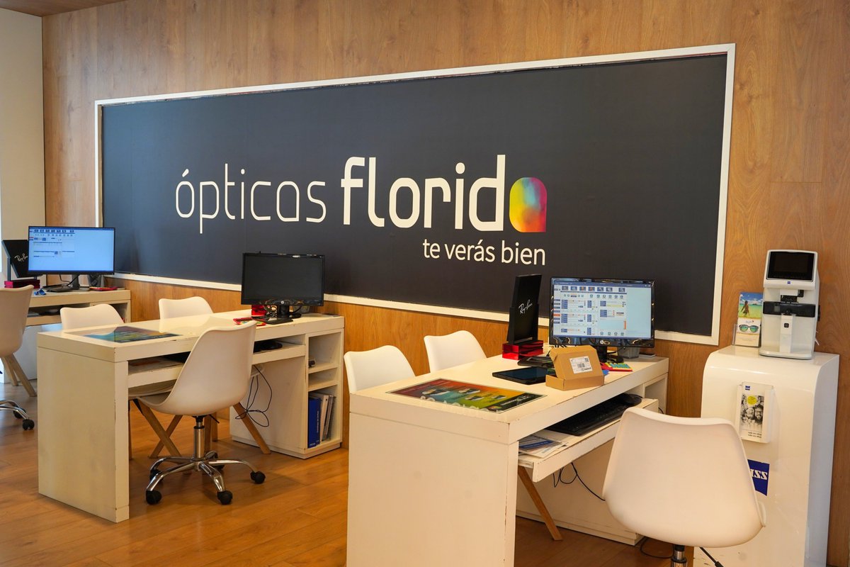 ¡Ópticas Florida Avenidas estrena nueva imagen! ✨

Un espacio renovado, moderno y acogedor, pensado para que te sientas a gusto cuando nos visites.

Pásate a ver cómo ha quedado y saluda a nuestro equipo. 👥

#Mallorca #opticasflorida #saludvisual #ópticasfloridaavenidas