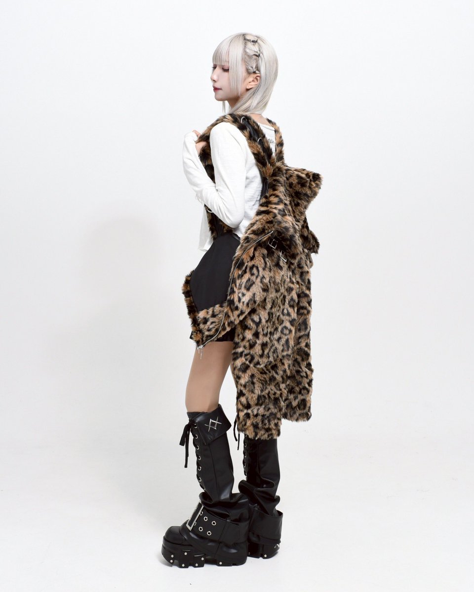 _REFLEM's tweet image. 【A&apos;GEM/9×.KOM ZOZOTOWN店】

11月8日(土)12時より販売開始

※下記URLよりご購入いただけます。

zozo.jp/brand/reflem/?…