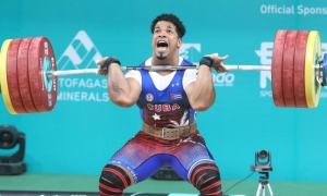 🏋️‍♂️ǀ Tercer lugar en los Juegos Centroamericanos y del Caribe en San Salvador-2023 y subtitular continental pocos meses después en Chile, el pesista Juan Carlos Zaldívar figura como una carta de triunfo rumbo a la justa del área Santo Domingo-2026. 
🔗acortar.link/tAhhNL