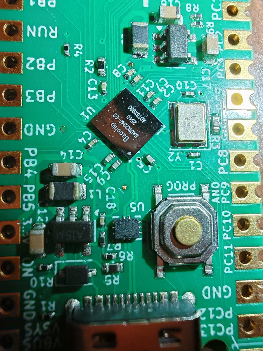 tks's tweet image. スーパーマクロと物理絞りとシネマモード
#Honor #Magic6Pro 

誰かこれ、Tabbao中古価格の日本円版で買ってくれたら、また別のスマホに手を出そうかな、、
(Magic7Proかもしれないが)