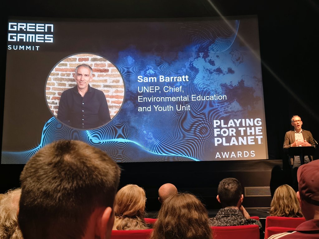 Serious Bros. tweet media