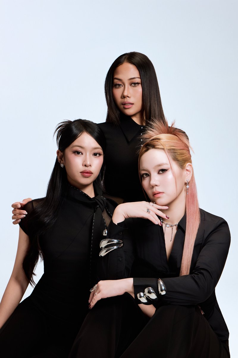 bbgorlllll's tweet image. New upcoming GL

#DOLLAQUESTION 
#DOLLAQUESTIONSeries