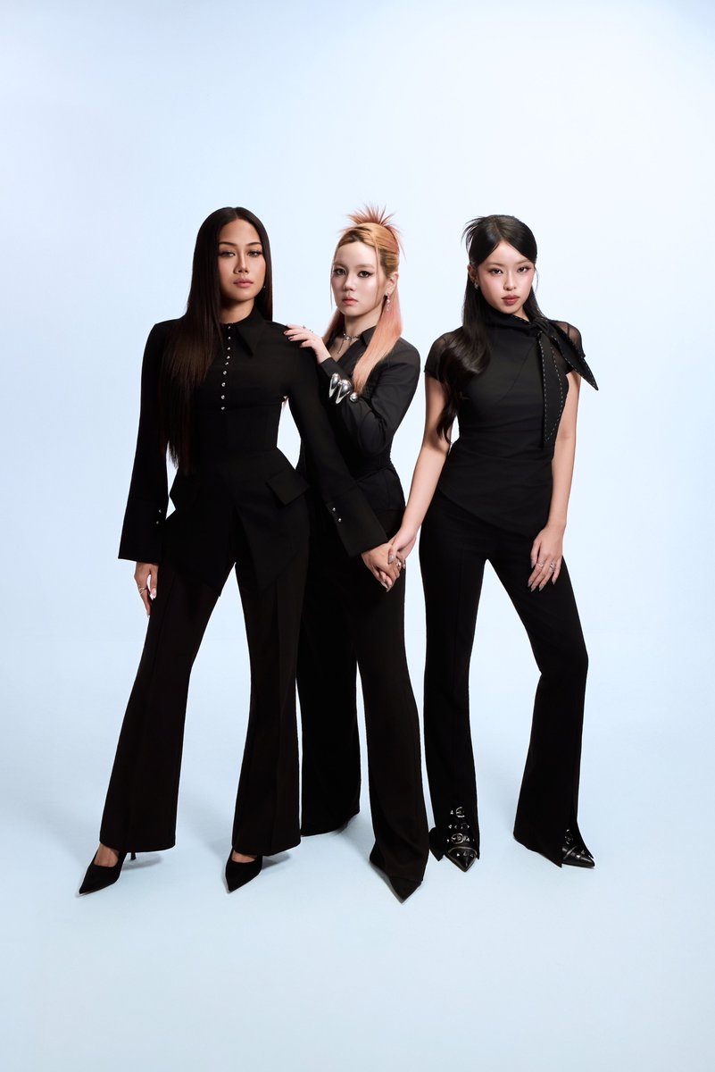 bbgorlllll's tweet image. New upcoming GL

#DOLLAQUESTION 
#DOLLAQUESTIONSeries