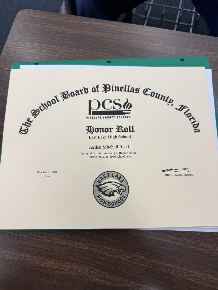 Taking care of things on the field and in the class! Looking forward to getting started with the playoffs with my guys next week! <a href="/CoachLube/">Mike Lubé</a> <a href="/ajfbcoach16/">Aj Toscano</a> <a href="/eastlakefball/">East Lake Football</a>