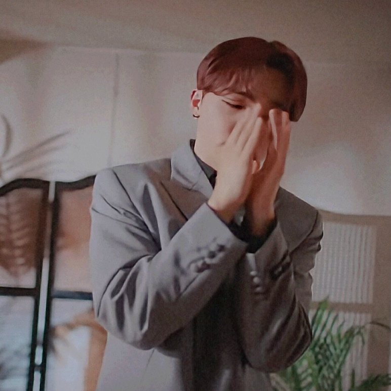 ruby_besty_0303's tweet image. RYUHEI(BE:FIRST) / Loop -Special Dance Performance-
250万回再生回数通過 ♕♛♕

大切な宝物Loop
19歳RYUHEIさんの魅せてくれるLoopに逢える日を…待ちます！！

19th Happy Birthday🎂
Have a great year !!
#RYUHEI_LOOP  
#RYUHEI_HBD_19th
#HAPPYRYUHEIDAY_2025

youtu.be/2YgeirN6-IQ?si…