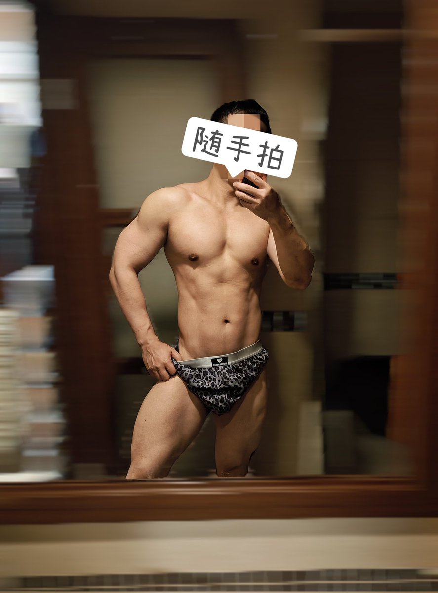 今天供暖了，健身房和家里都不冷了，锻炼完觉得自己就是一个小火炉！