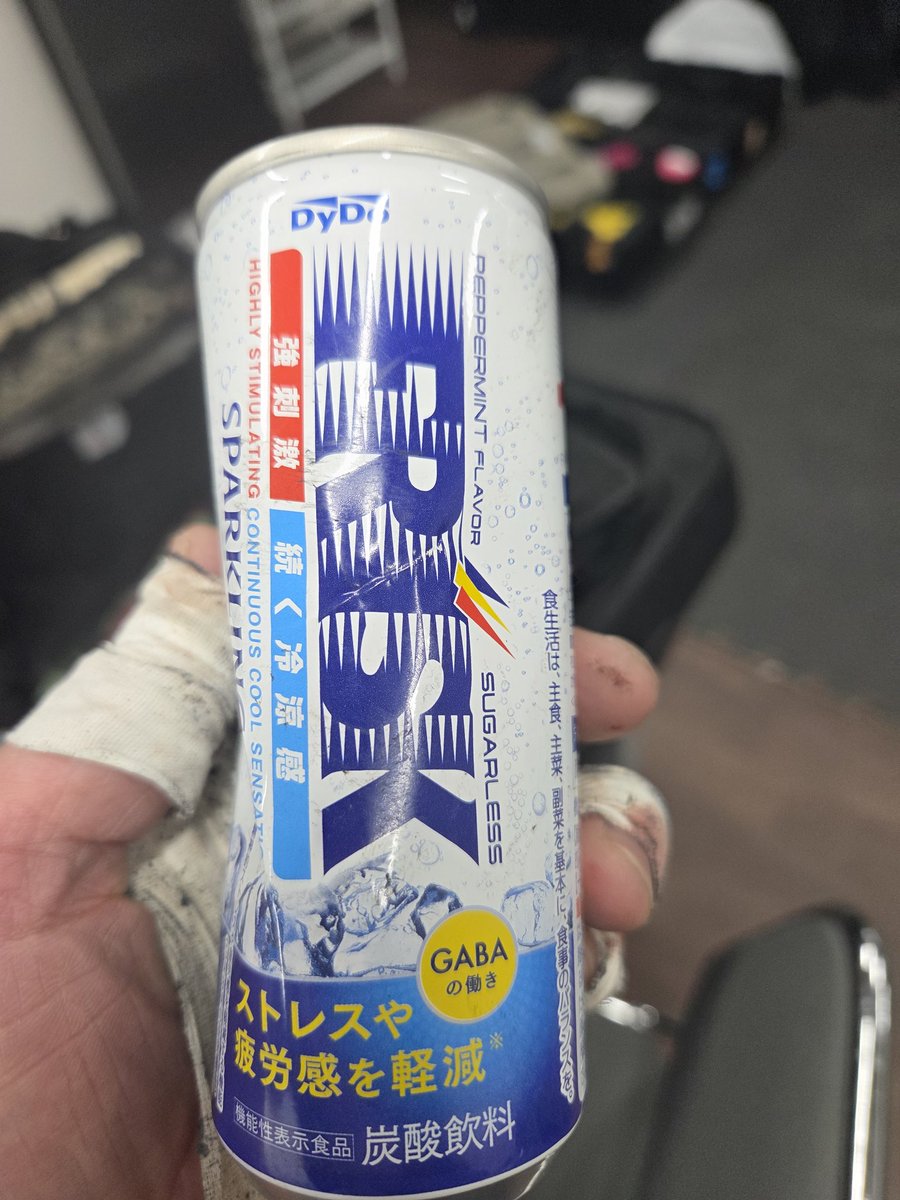 crazykid0813's tweet image. 琉球ドラゴン板橋終了！
歌ありスリッパありフリスクありの私の味わった事の無いハードコアでした…。宮崎さんとの最初で最後の遭遇でしたが当たりが強くて楽しかったです。腹にラダーは予想外…笑
私の中の今日のハイライトは持ち込み凶器のフリスク缶…見事にフリスク缶しかなかった。#rd_pw